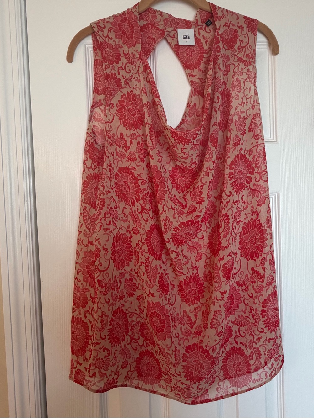 Cabi lightweight flowy tank top - Size small